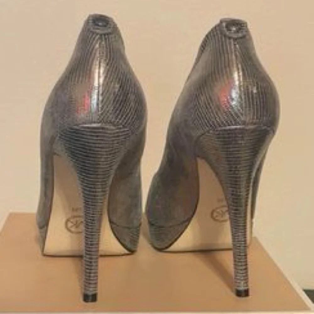 Michael Kors Heels NIB size 8.5